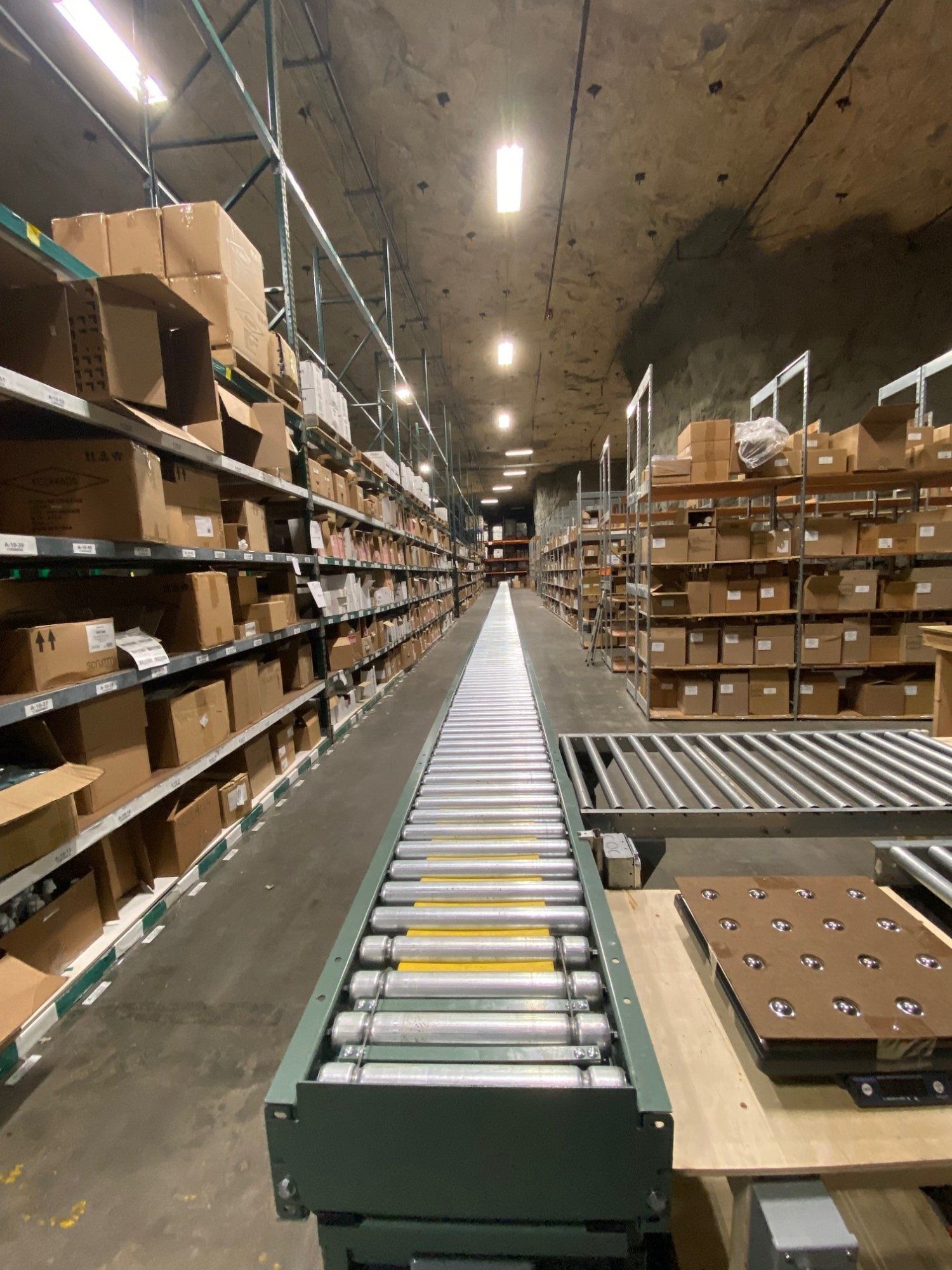 Square1 Distribution & Logistics facility photo
