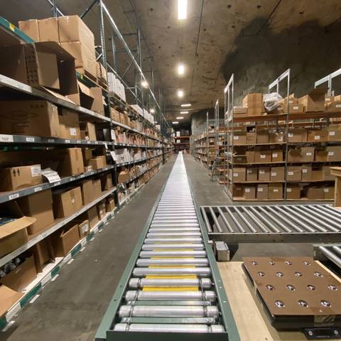 Square1 Distribution & Logistics facility photo