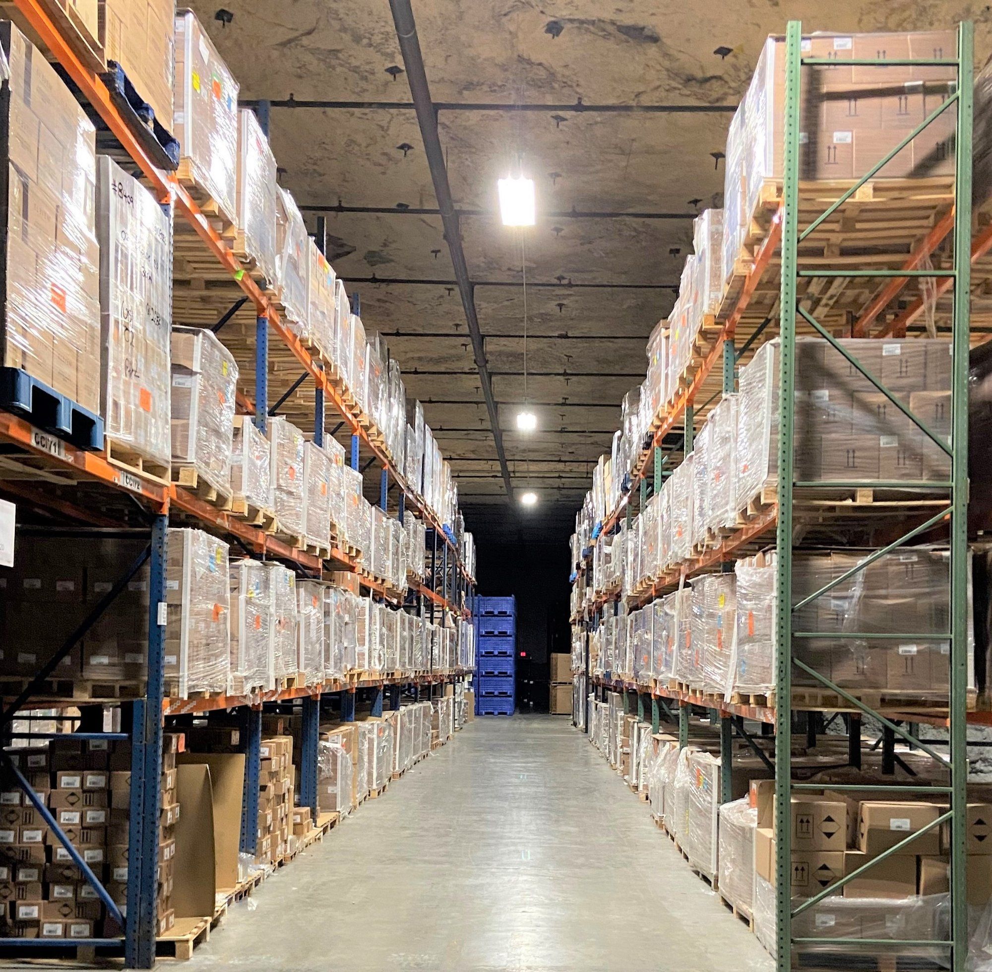 Square1 Distribution & Logistics facility photo