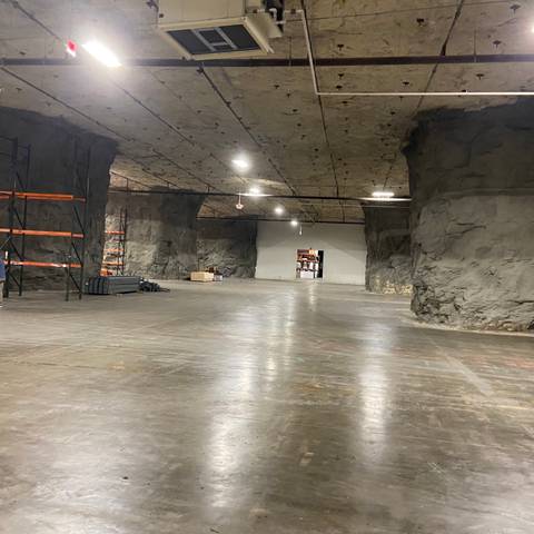 Square1 Distribution & Logistics facility photo